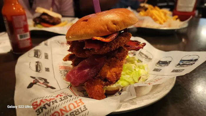 Bill's Bar & Burger Picture 5