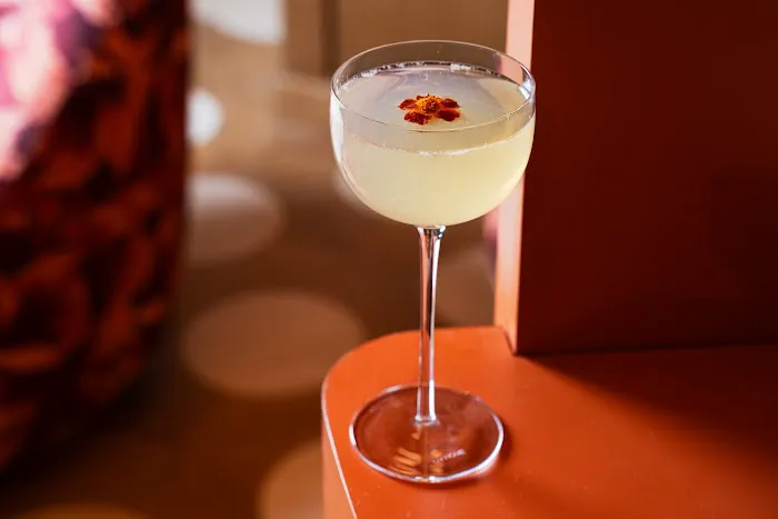 Red Room Bar Picture 2