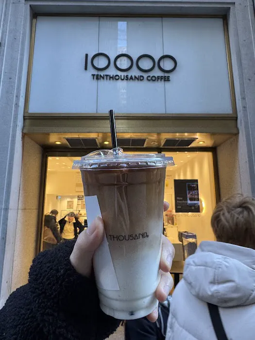 Ten Thousand Coffee Picture 8