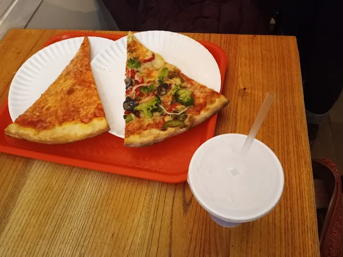 Cucina Bene Pizza Picture 7