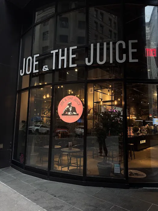 JOE & THE JUICE Picture 5