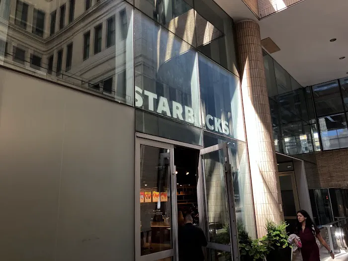 Starbucks Picture 2