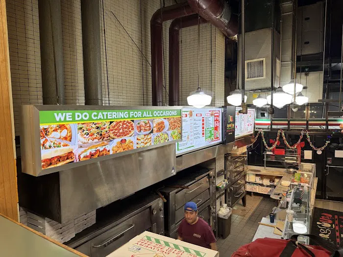 Underground Pizza Picture 2