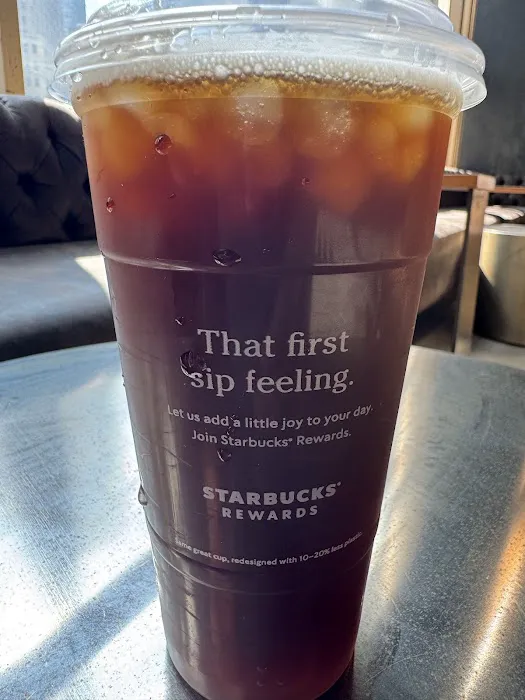 Starbucks Picture 2