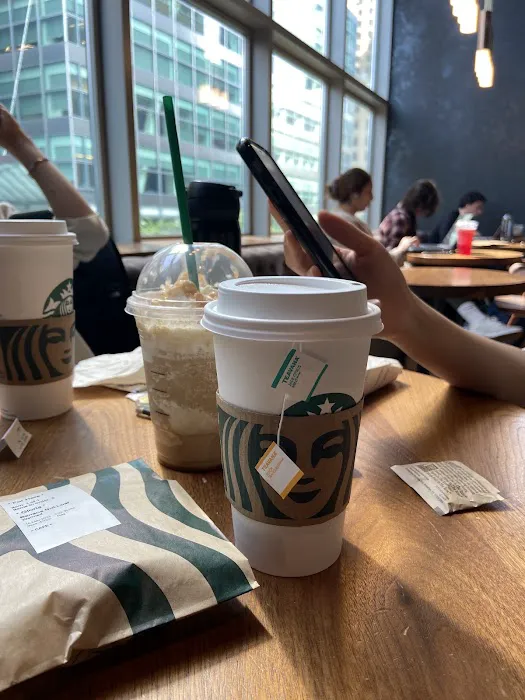 Starbucks Picture 6