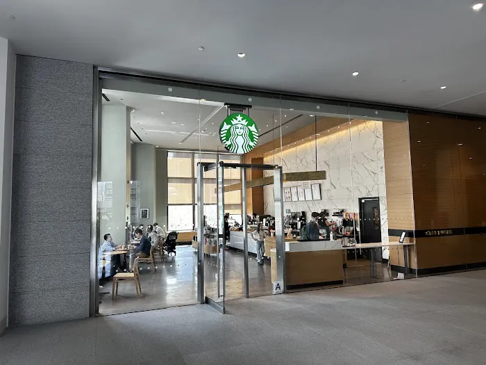 Starbucks Picture 7
