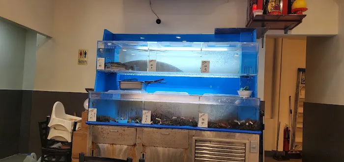 East Season Restaurant Picture 5