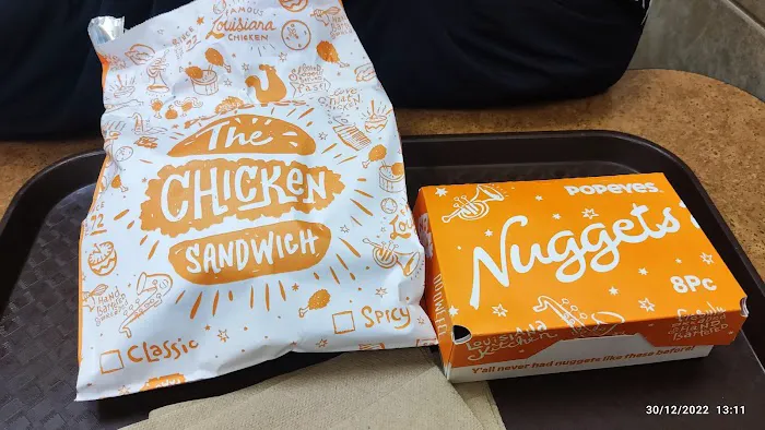 Popeyes Louisiana Kitchen Picture 1