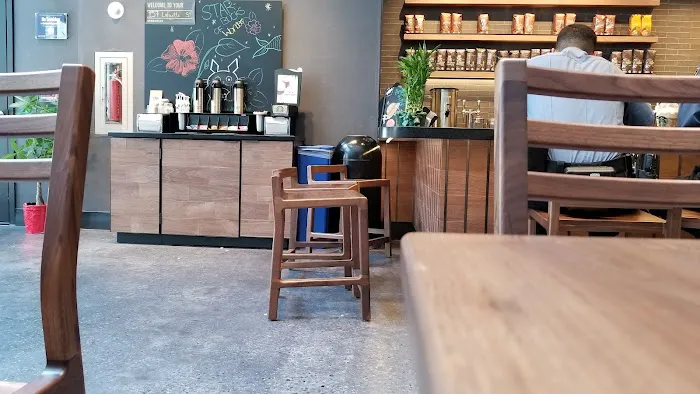 Starbucks Picture 9