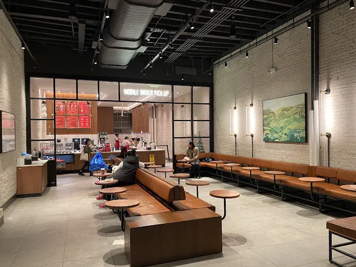Starbucks Picture 10