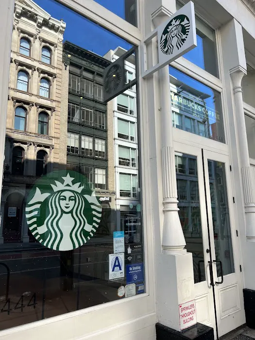 Starbucks Picture 4