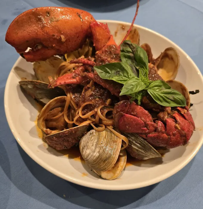 Umbertos Clam House Picture 5