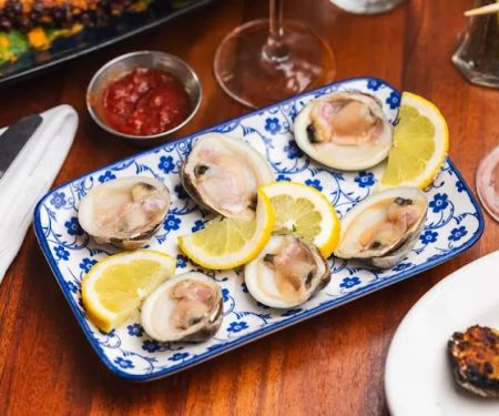 Umbertos Clam House