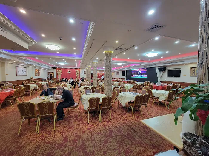 Royal Seafood Picture 5
