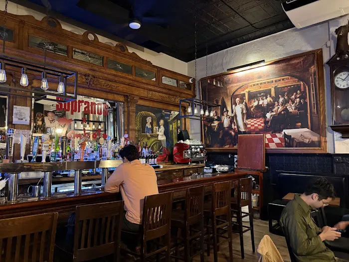 Mulberry Street Bar Picture 10
