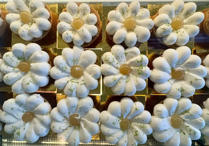 Patisserie Picture 3