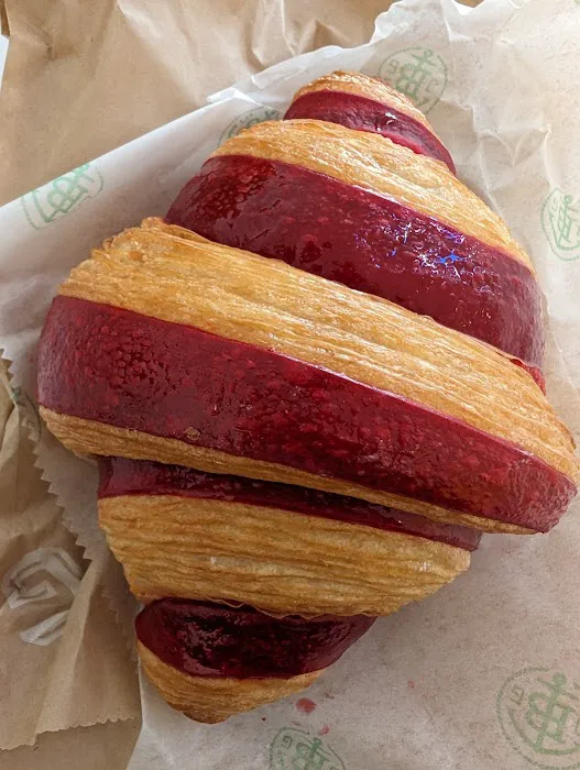 Patisserie Picture 9