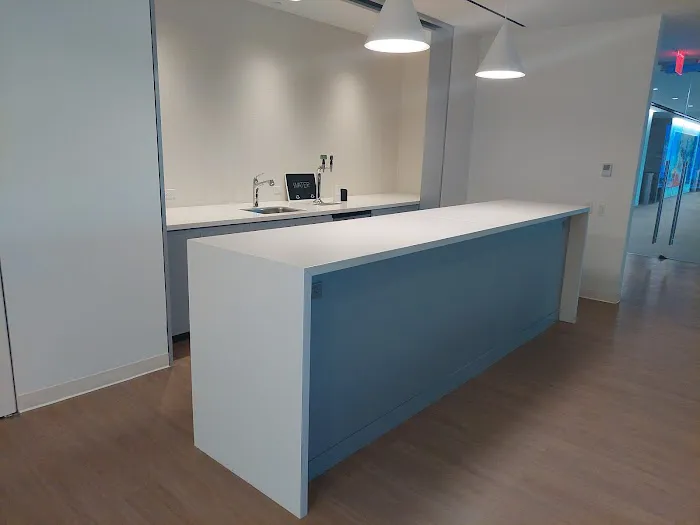 180 Maiden Cafe and Atrium Picture 7