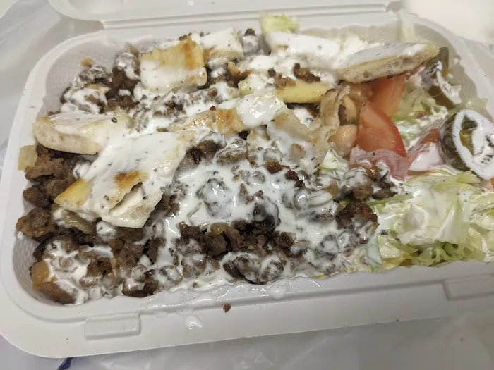 Albaik Express Halal Food Picture 1