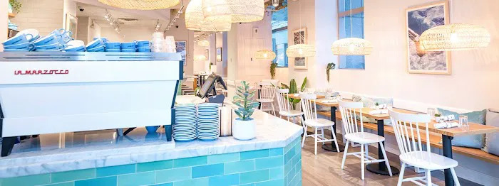 Bluestone Lane Battery Park Café Picture 3
