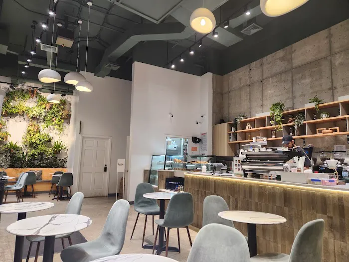 Ateaz Cafe Picture 7