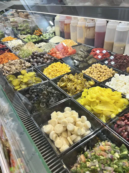 Lemon Tree Gourmet Deli Picture 3