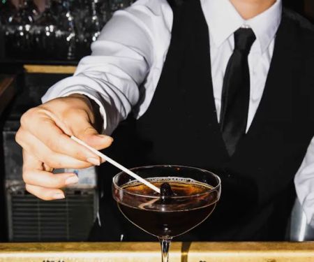 Grand Bar & Salon