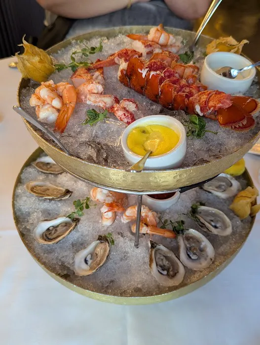 Maison Close Restaurant Picture 4