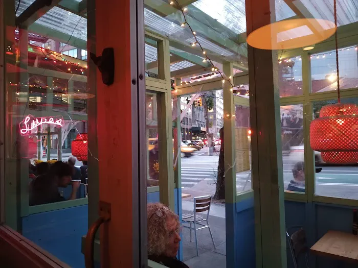 Lupe's East L.A. Kitchen Picture 7
