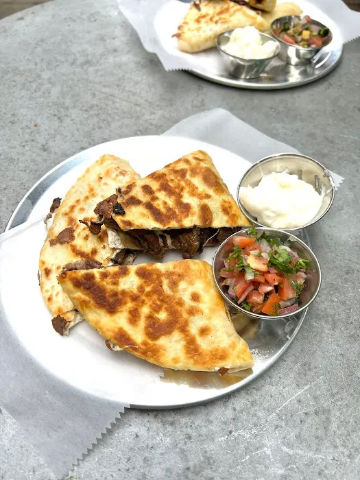 Los Tacos Hermanos Picture 2