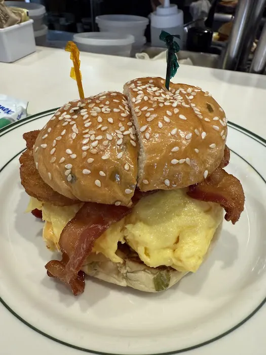 Golden Diner Picture 3