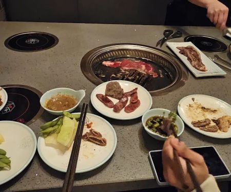 Gangnam BBQ & Hot Pot uff5cu6c5fu5357u706bu9505u70e7u70e4