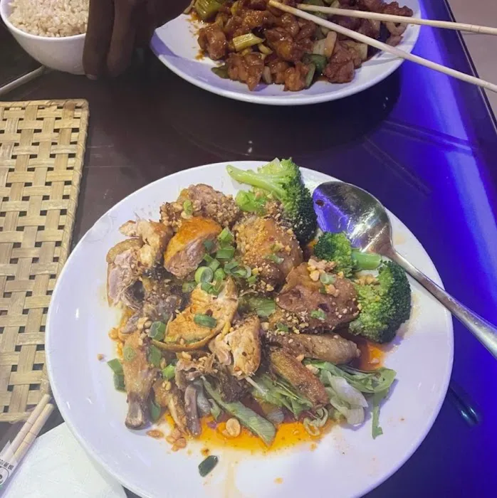 Famous Sichuan 川外川 Picture 8