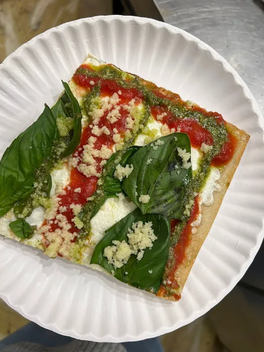 Zara Pizza Picture 3