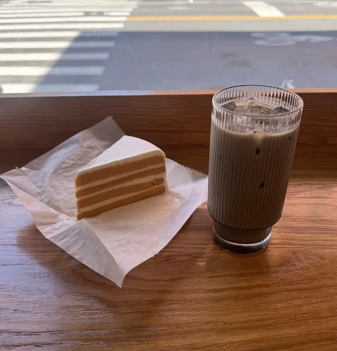 Bánh by Lauren Picture 2