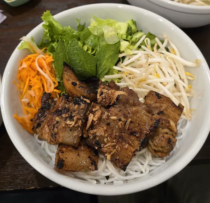 Phở Gà Vàng Picture 7