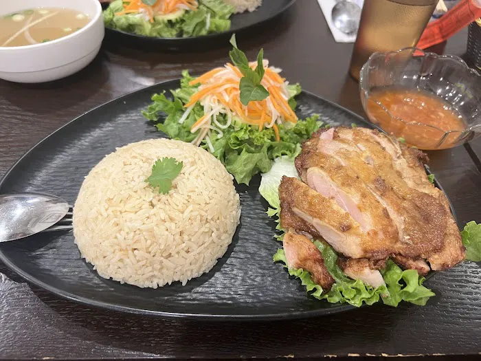 Phở Gà Vàng Picture 10