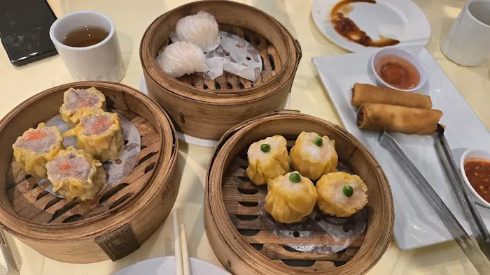 Lady Chow Kitchen Picture 8