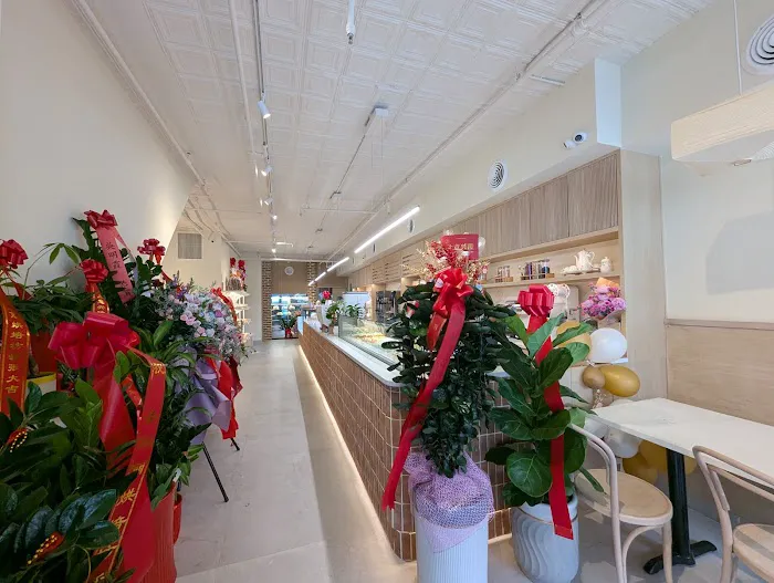 Luna Cafe & Bakery Picture 1