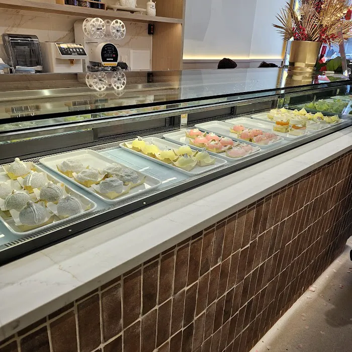 Luna Cafe & Bakery Picture 5