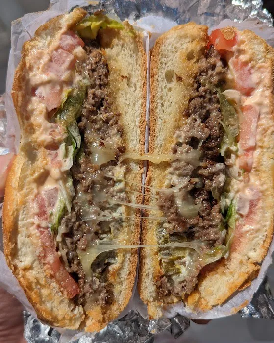 Highline Deli II Picture 10