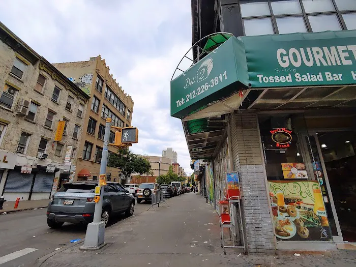 Highline Deli II Picture 6