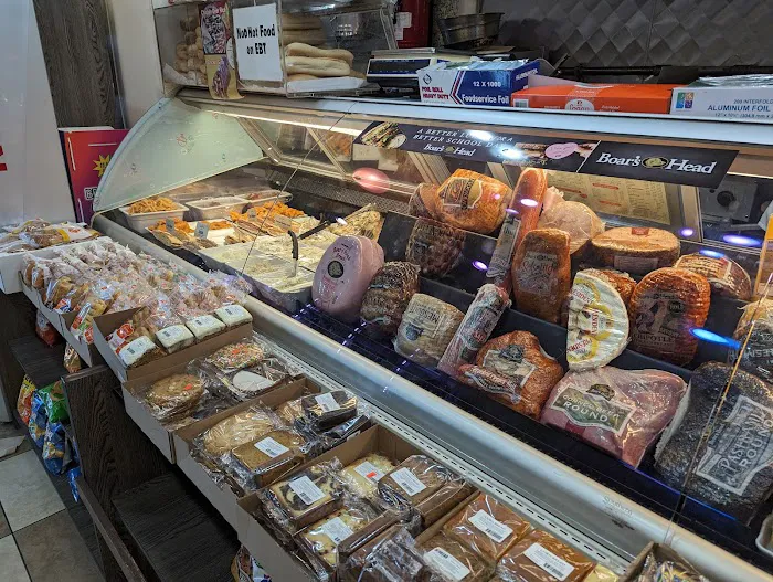 Highline Deli II Picture 2