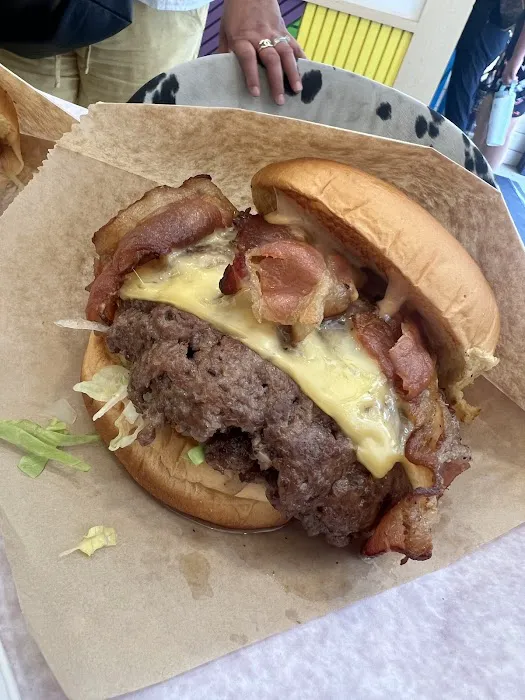 Burger By Day Picture 6