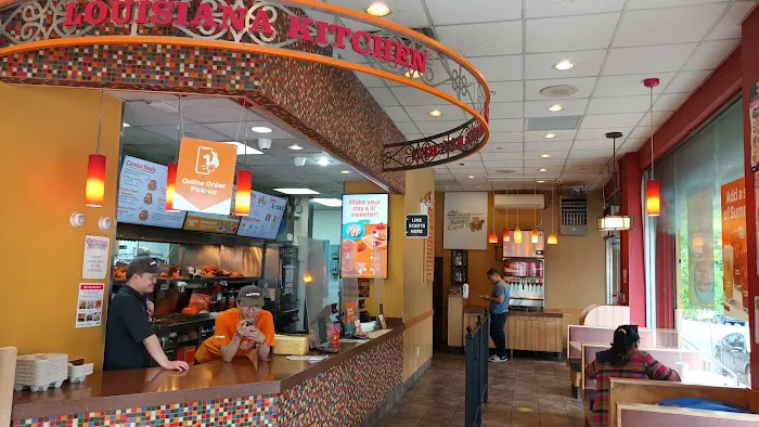 Popeyes Louisiana Kitchen Picture 1