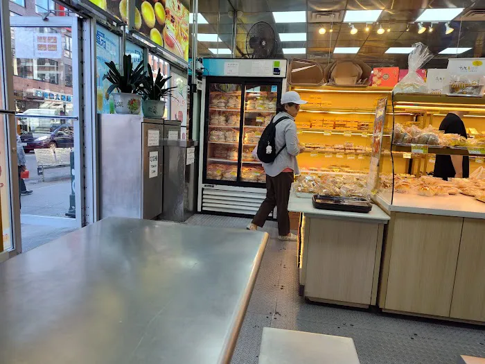 Double Crispy Bakery Picture 7