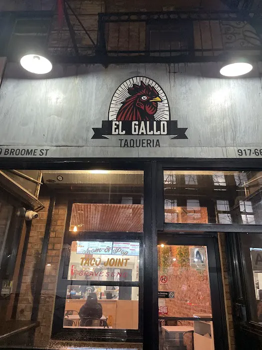 El Gallo Taqueria Picture 6