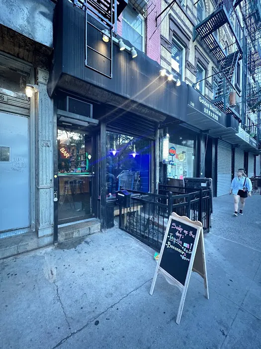 David's Bar Picture 5