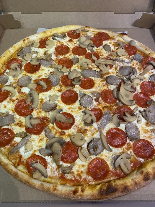 Pizza cafe 34 canal st Picture 6