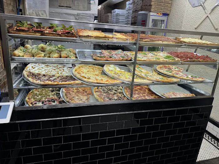 Pizza cafe 34 canal st Picture 3